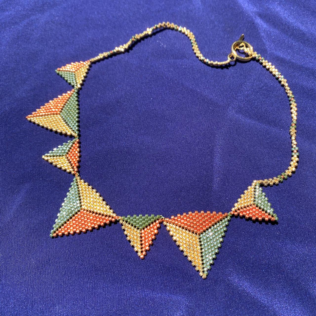Collar Altaïr Dorado, Cobre y Verde Claro