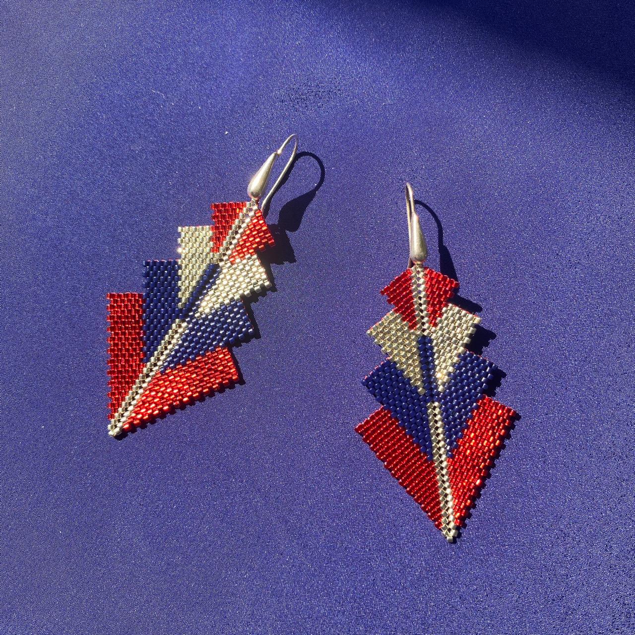 Aretes Rigel Rojo, Azul Marino y Plateado