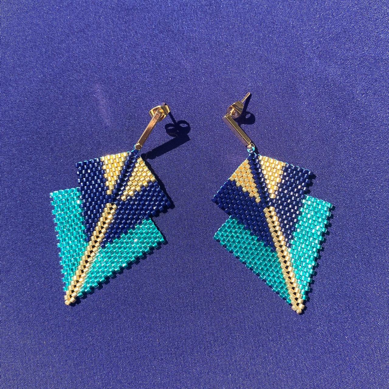 Aretes Centauri Azul Turquesa, Azul Marino y Dorado