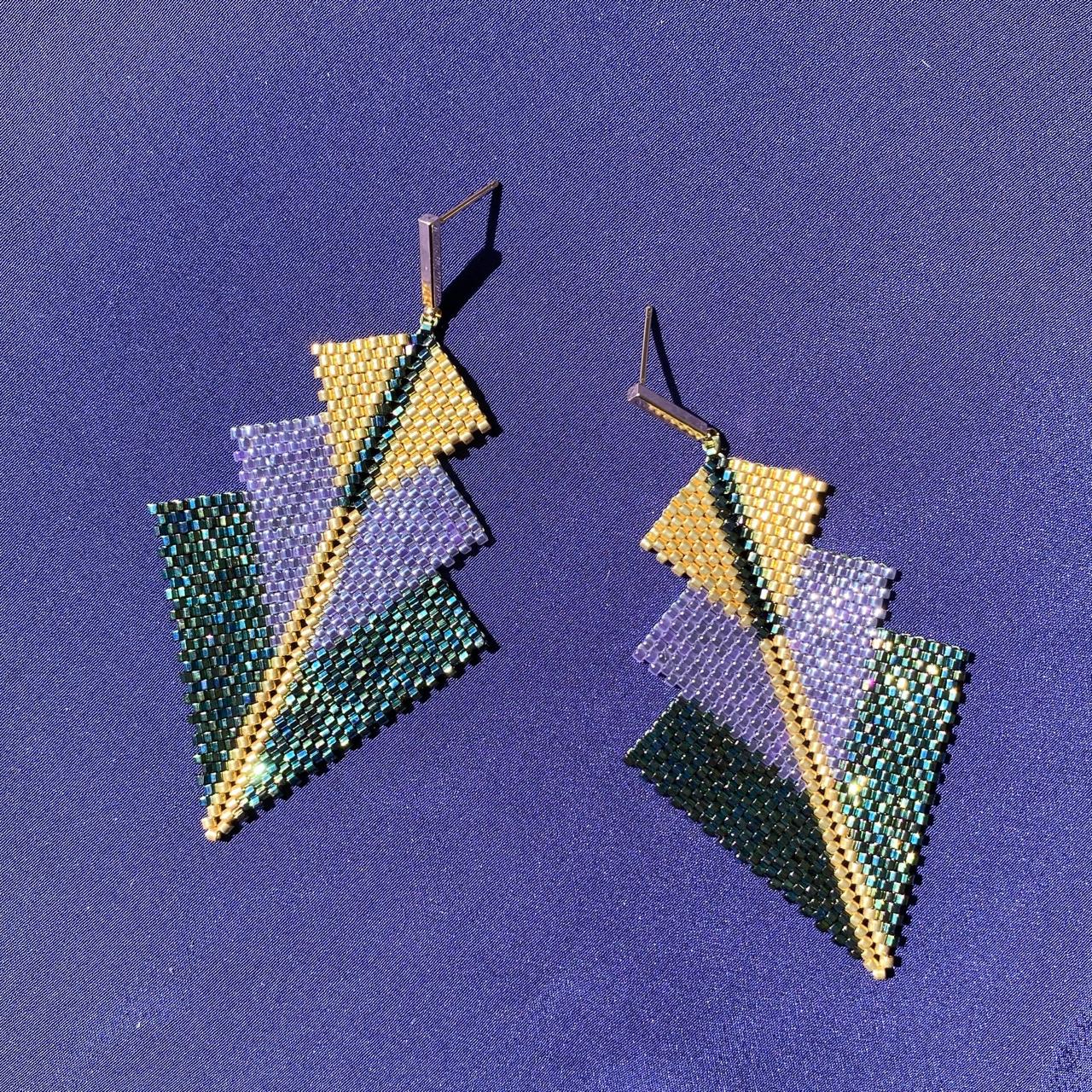 Aretes Danika Verde Facetas y Morado