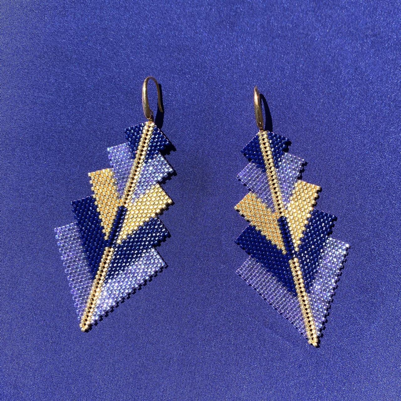 Aretes Capella Morado y Azul Marino
