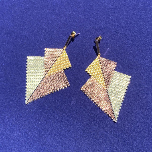 Aretes Atik Tres Oros - Asimétrico