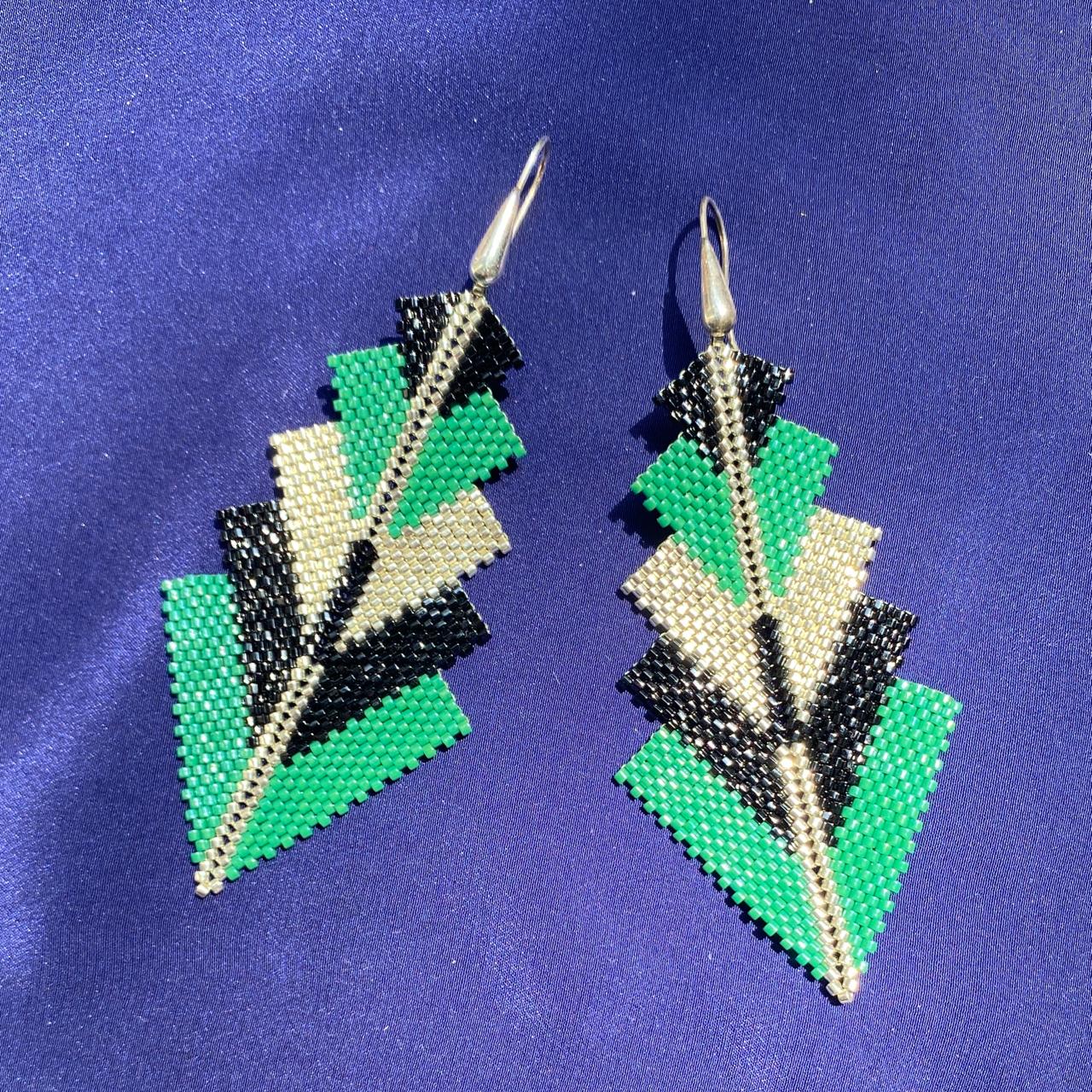 Aretes Capella Verde Esmeralda y Negro