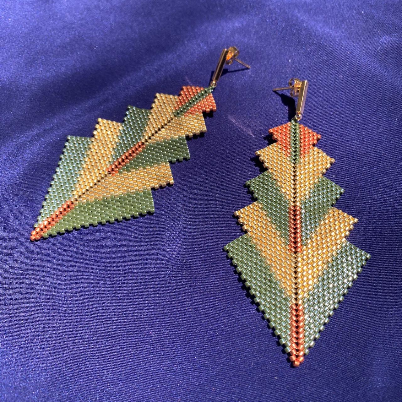 Aretes Capella Verde Claro, Cobre y Dorado