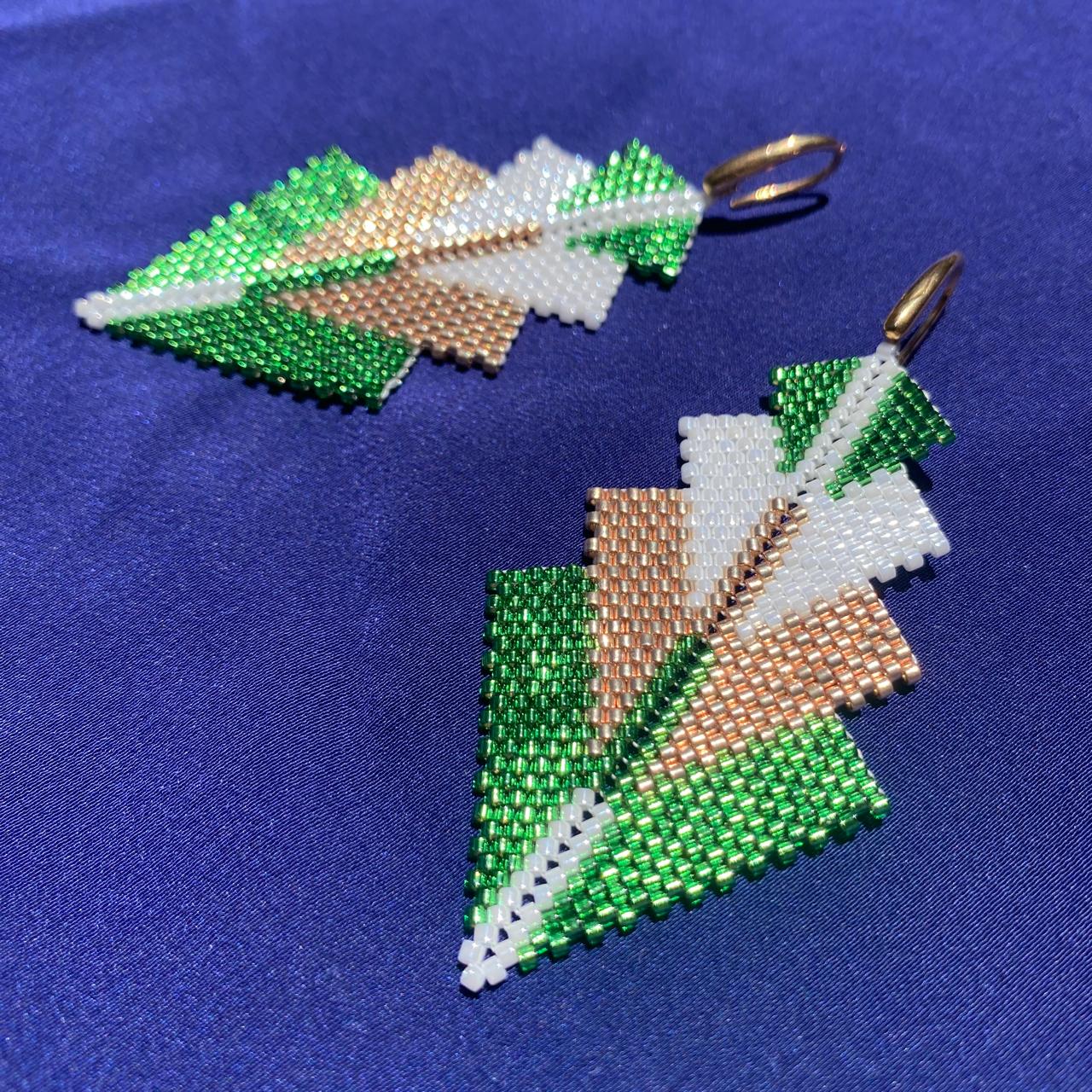 Aretes Rigel Verde Limón y Blanco