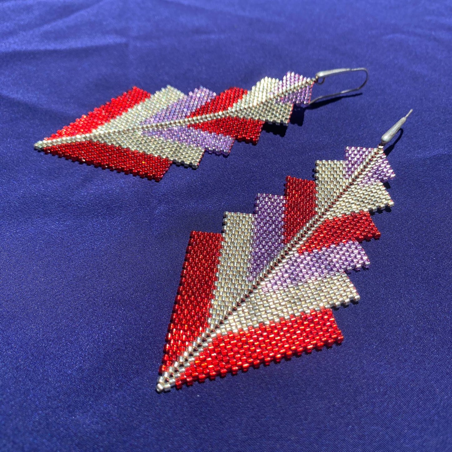 Aretes Prabhas Rojo y Morado
