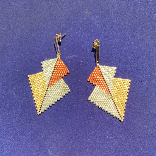 Aretes Mini Atik Tres Oros Cobre - Asimétrico