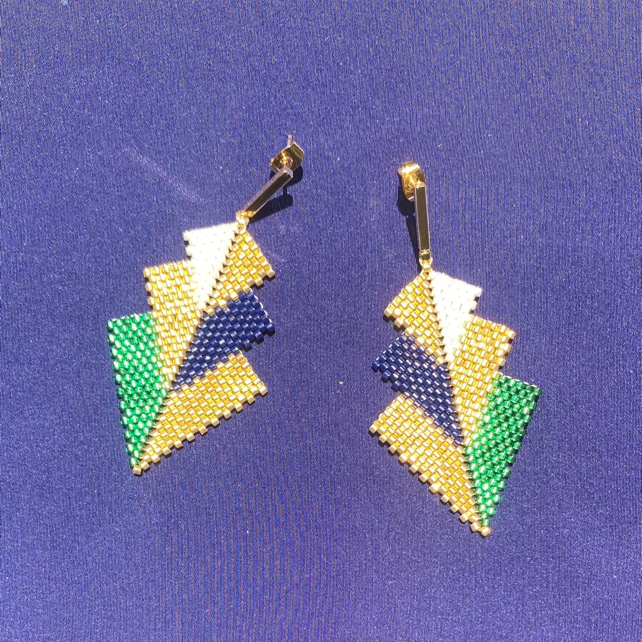 Aretes Mini Rigel Verde Limón, Azul Marino y Dorado - Asimétrico