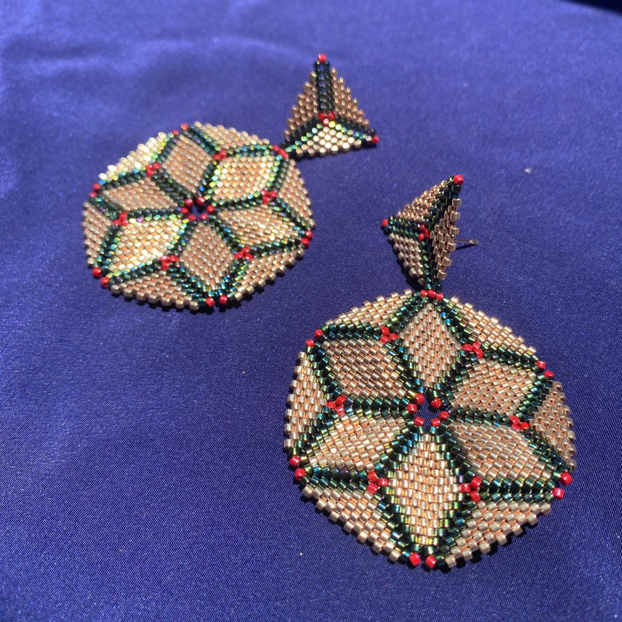 Aretes Altair II Dorado y Verde Olivo