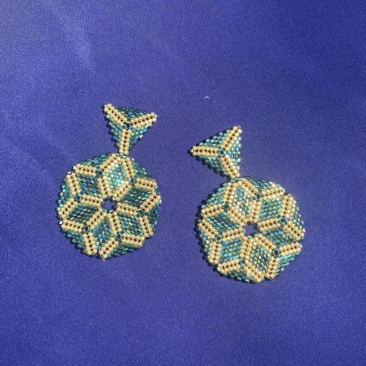 Aretes Altair I Verde Facetas y Dorado
