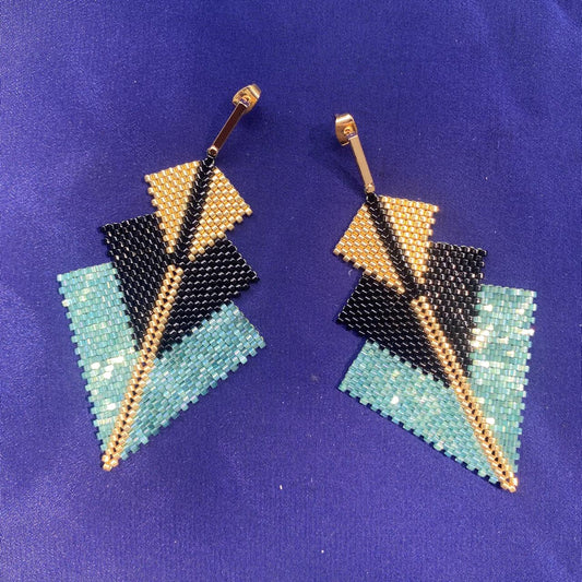 Aretes Danika Verde Escamas y Negro