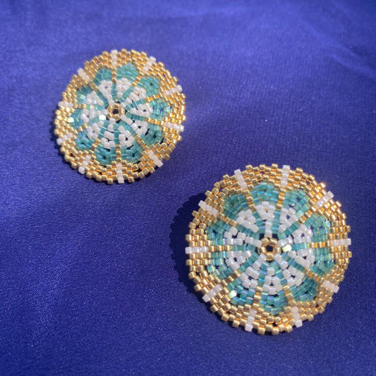 Aretes Juno Verde Escamas y Blanco
